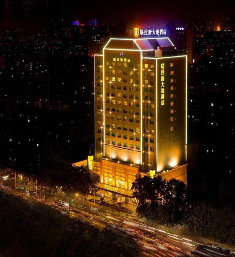 New Land Business Hotel Wuhan Exteriör bild
